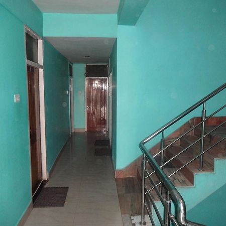 Ajatsatru Hotel Gajá Kültér fotó