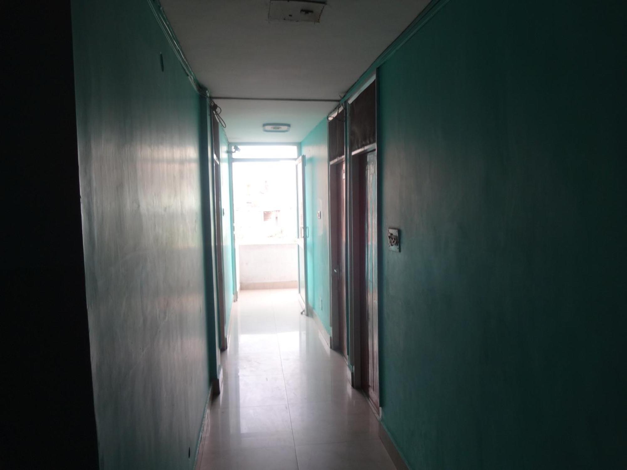 Ajatsatru Hotel Gajá Kültér fotó