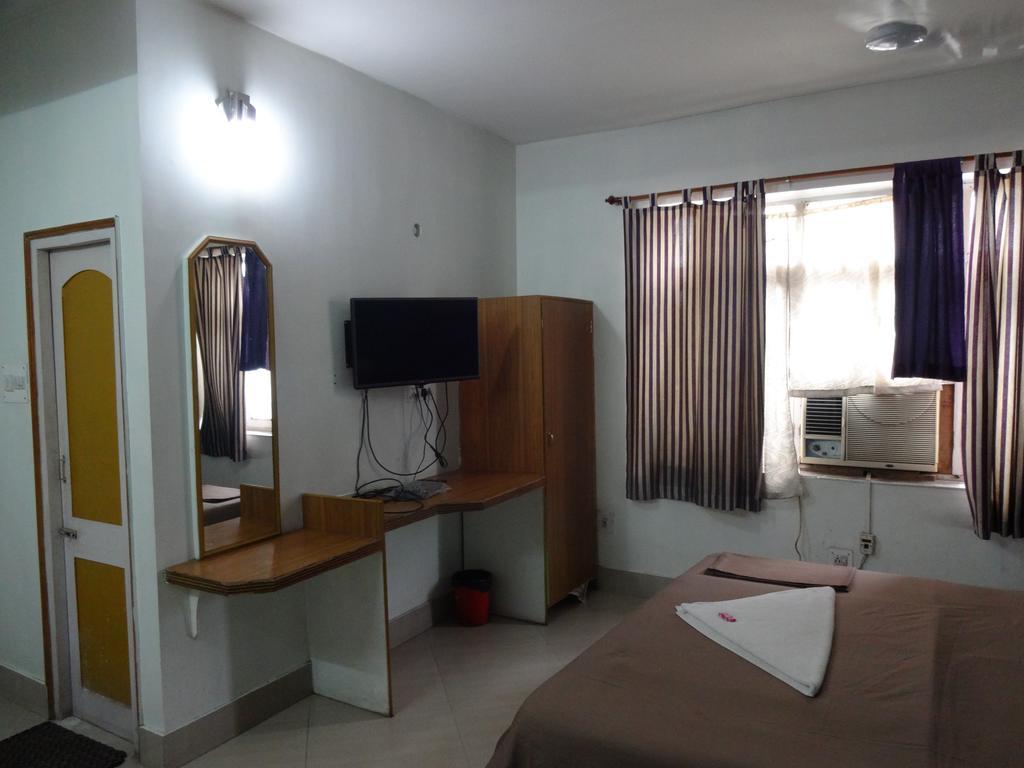 Ajatsatru Hotel Gajá Szoba fotó